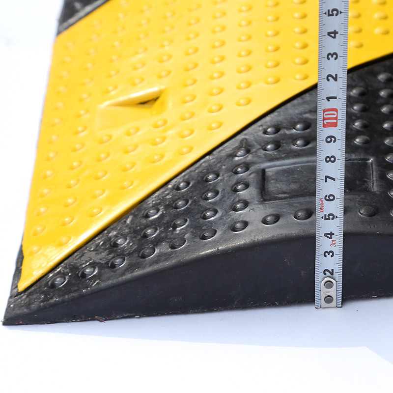 ��·��·ͣ����б�ƴ���������������¢����·�ڼ����𽺼��ٴ�