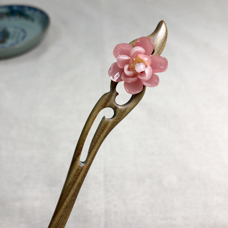 Bangyue jade flower green sandalwood red flowers