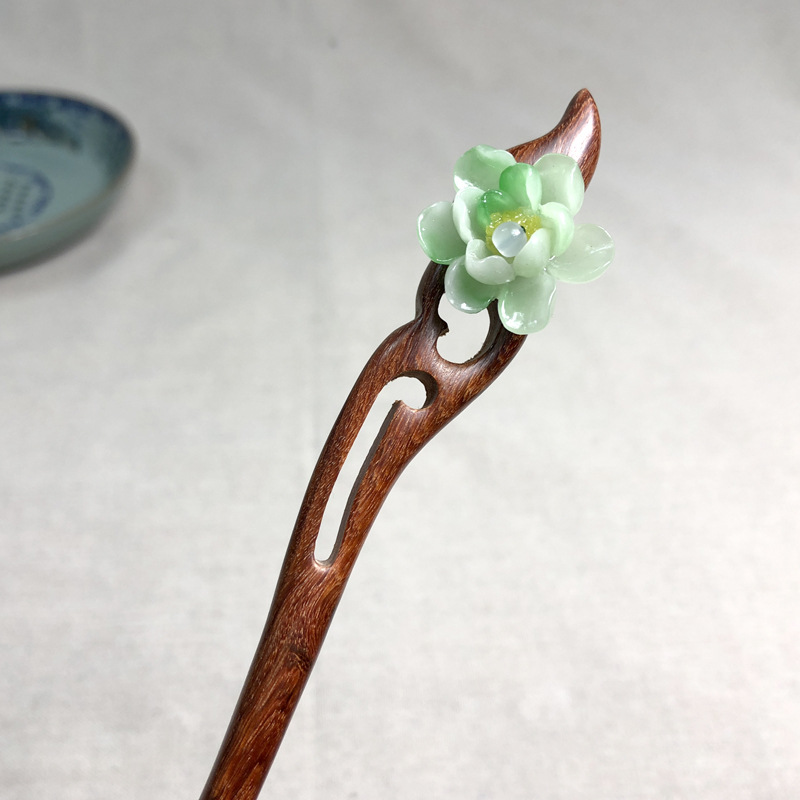 Wanyue jade flower red sandalwood green flower