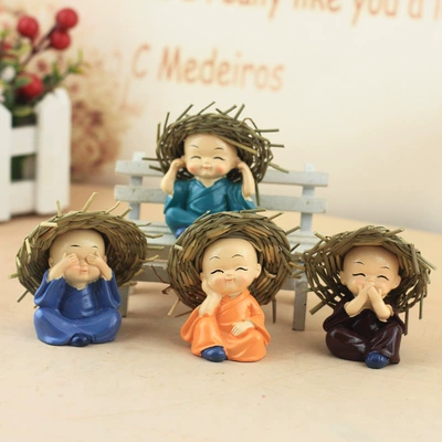 New Straw Hat Four Monks Zen Buddha Light Novice Car Car Decoration Office Home Desktop Ornaments (Car ornaments) - set-of-four-straw-hat-monks