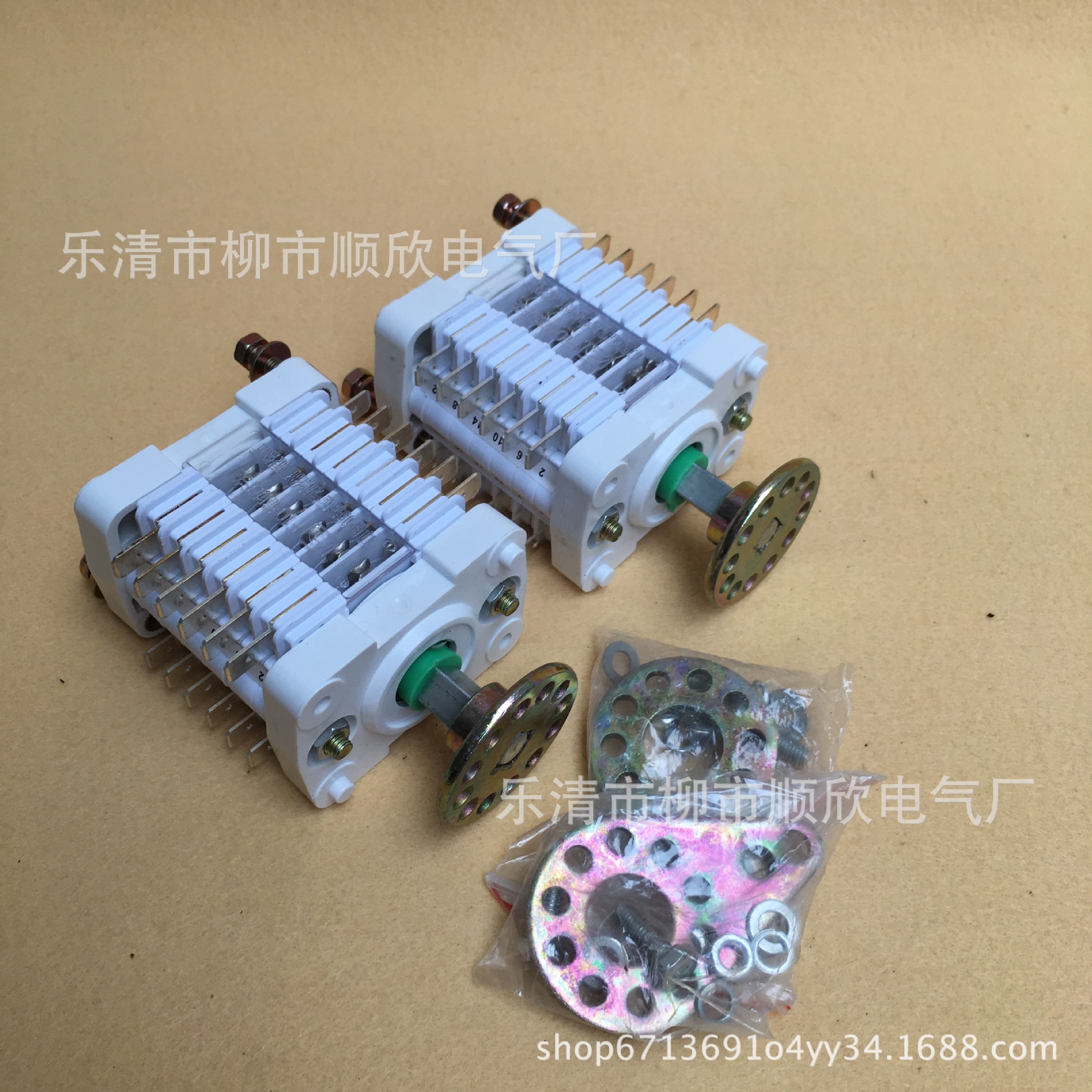 F10-12III/W2 F10-12II/W2 F10-12II/W F10-16II/W 辅助开关