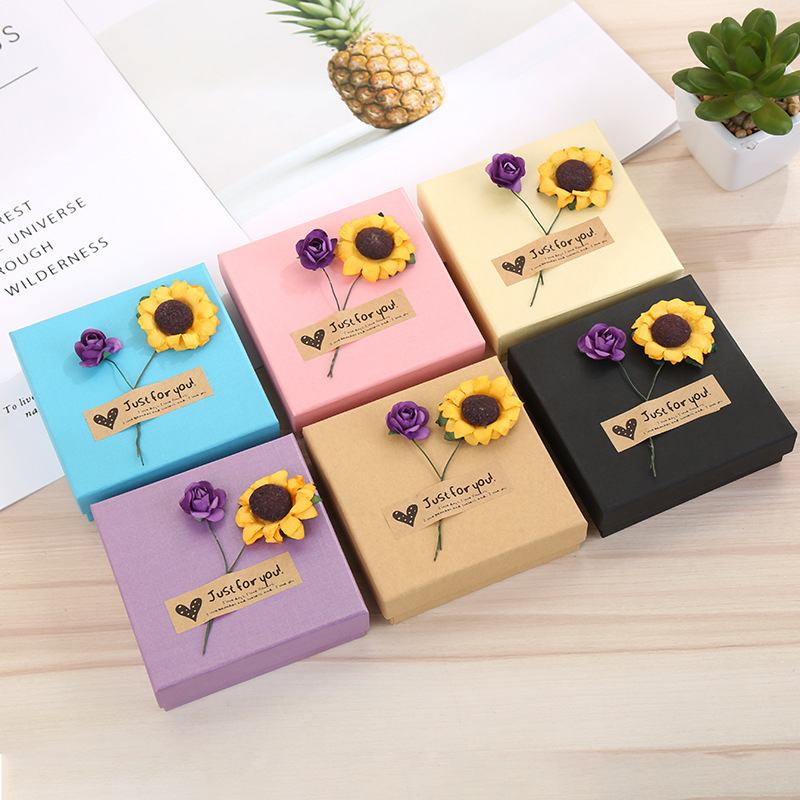 现货批发婚礼饰品盒复古牛皮纸小手饰盒翡翠戒子盒少女新娘首饰盒