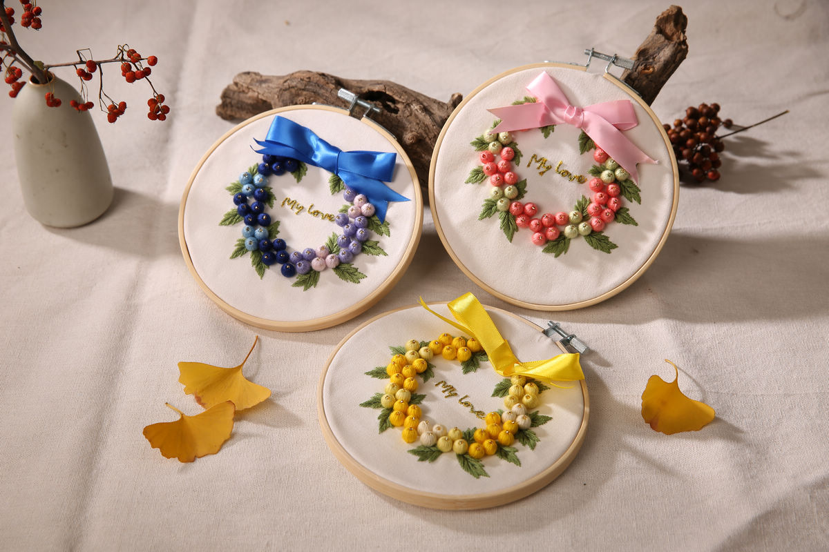 Miel fruta hecha a mano DIY tela novato europeo bordado flores y plantas material paquete kit costura traje estudiante hecho a mano