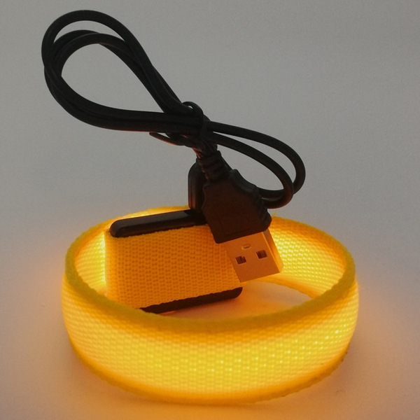 Fluorescence flashing bracelet
