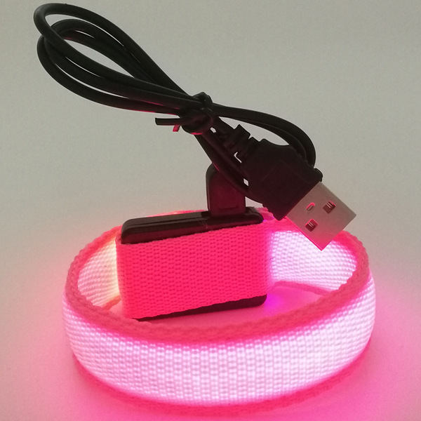 Fluorescence flashing bracelet