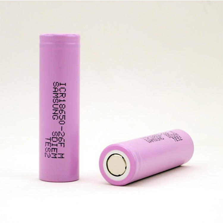 Soldadura 18650 batería de litio recargable 3.7v12v cabeza plana tesoro de carga núcleo de la batería del coche linterna de luz fuerte especial