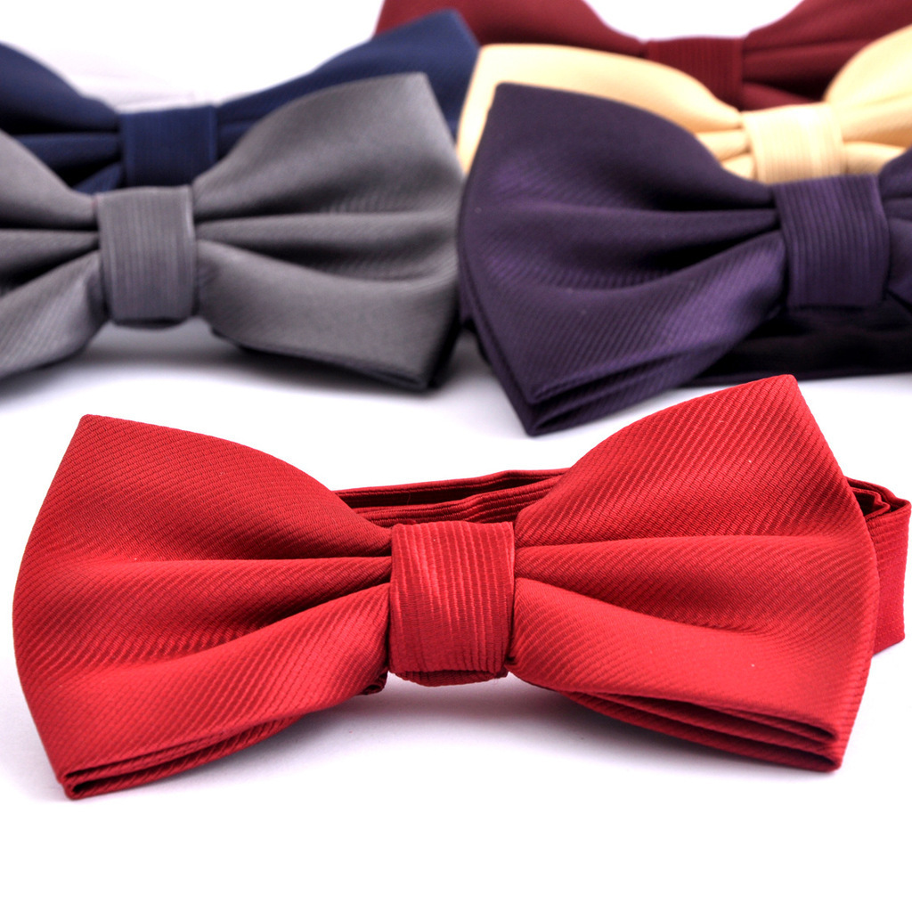 Solid color bow tie for leisure for events