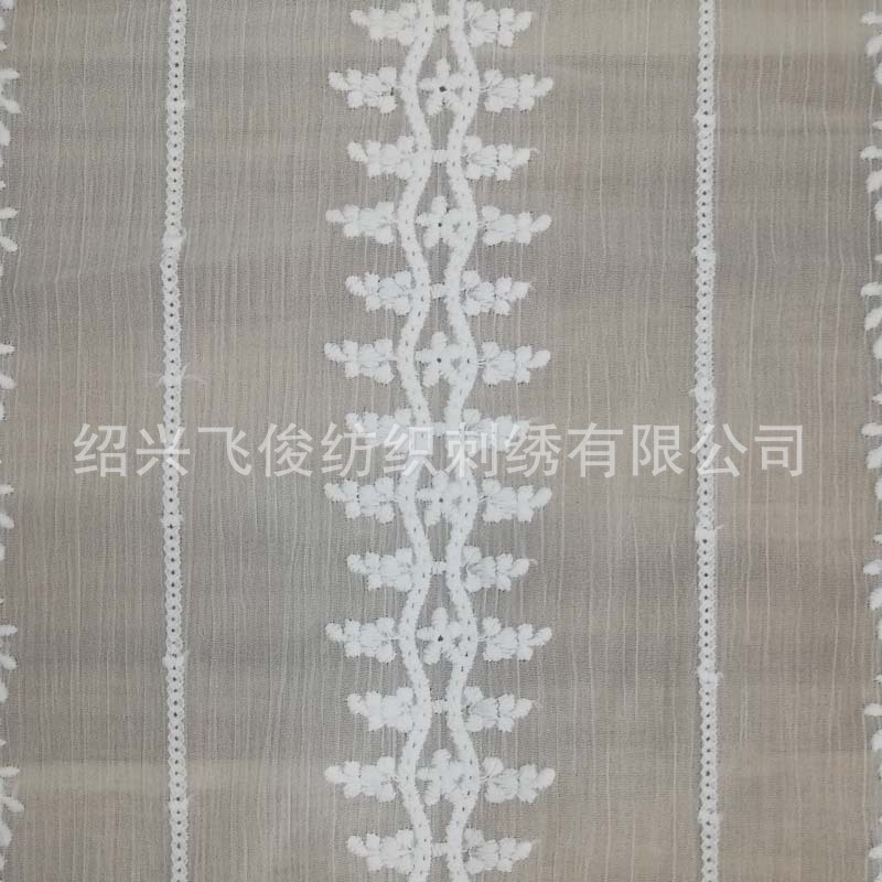雪纺刺绣面料  时装用布 绣花面料 绣花布 厂家供应
