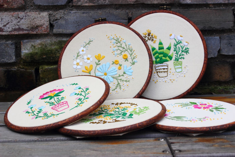 Blooming jardín hecho a mano DIY tela novato europeo bordado flores y plantas material paquete kit costura traje