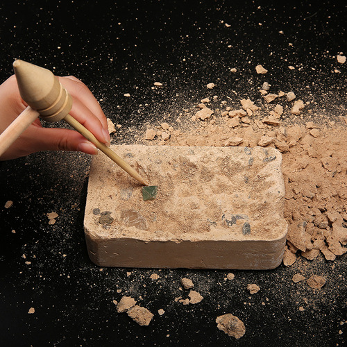 Ore archaeological excavation blind box mineral crystal crystal rock fossil specimen teaching specimen raw ore children's gift