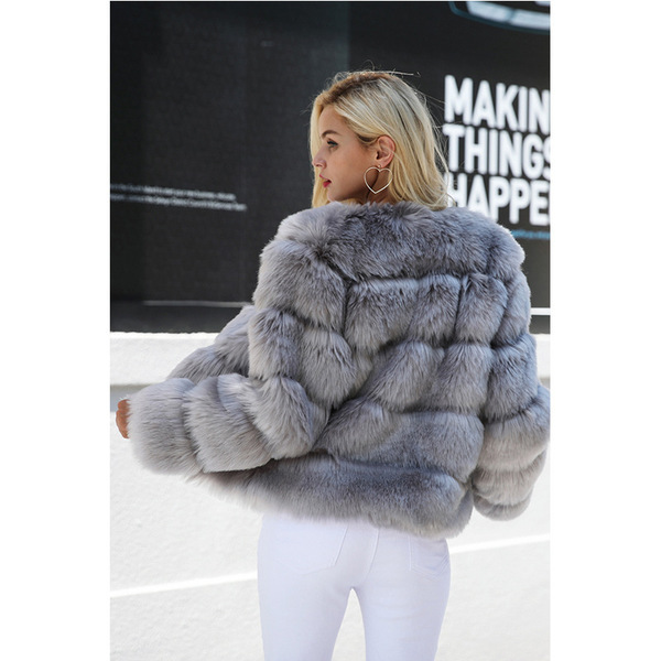 fashionable keep warm jacket