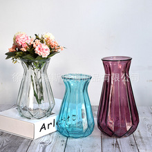 ������ֽ�Ϲ���ʯ��ɫ������ƿŷʽ�Ҿ�ˮ��װ��͸���廨�ڼ��ɻ�