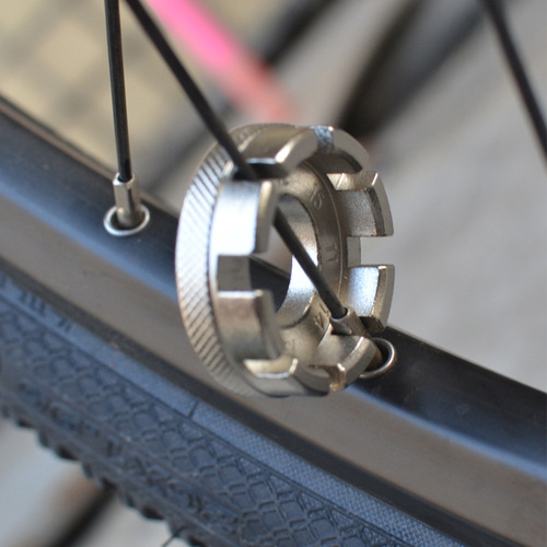 Bicycle Steel Wrench Bicycle Spoke Tire Repair Mountain Steel Wire Wheel Tool 8-Port Silver Wrench Tool 