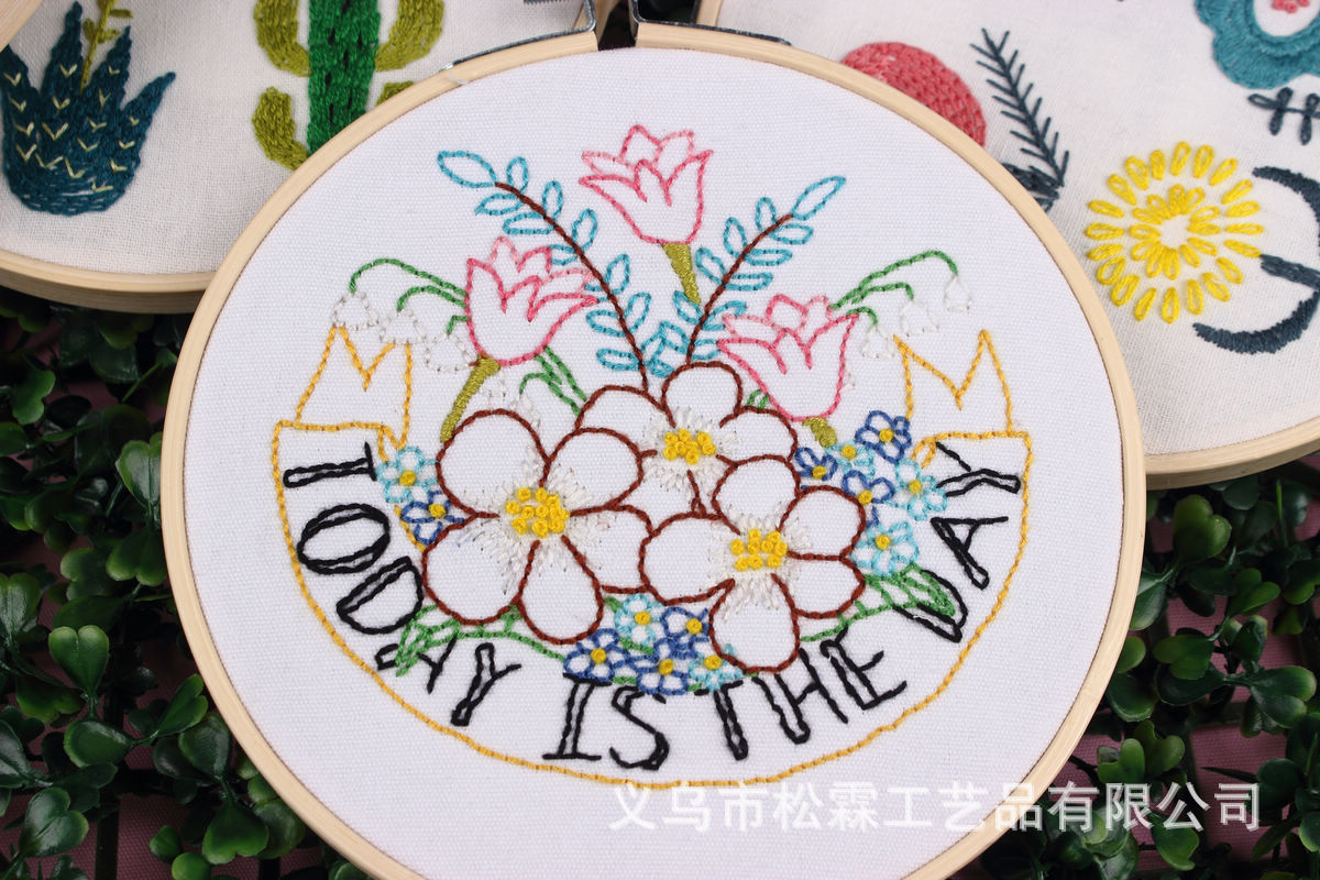 Flor y hoja hermosa tela hecha a mano DIY novato bordado europeo flores y plantas material paquete kit costura traje lavanda