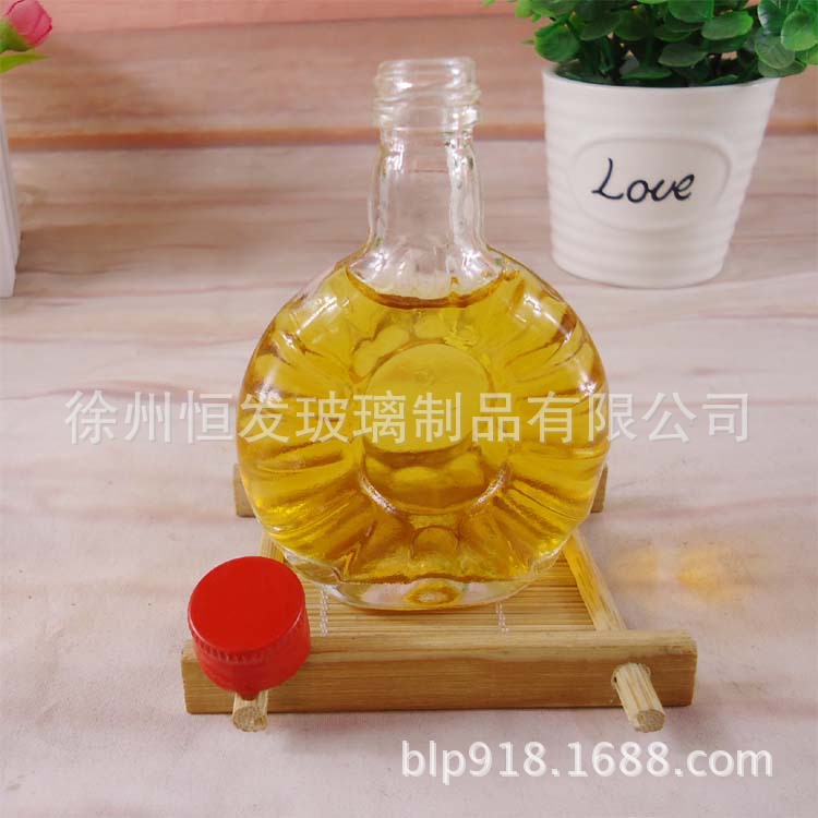 供应市场通用药酒玻璃瓶50ml保健酒瓶 小玻璃瓶酒瓶现货批发