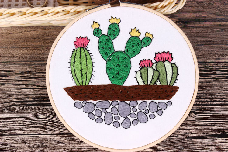 Salvaje crecimiento hecho a mano DIY tela novato europeo bordado flores y plantas material paquete kit costura traje varios