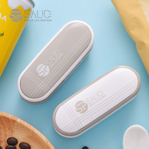 Made in Taiwan, small heating sealing machine, food bag sealing machine, portable sealing clip, dual-purpose sealing machine