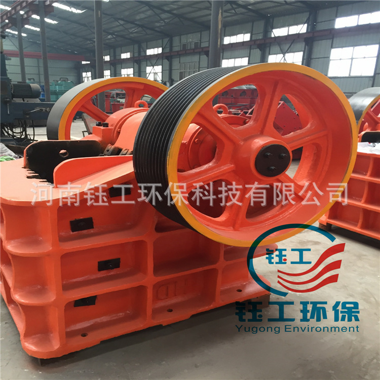 厂家供应 小型石料鄂式破碎机 全自动花岗岩鹅卵石颚式破碎机设备