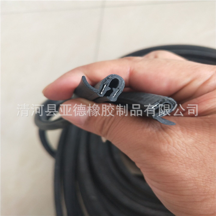 厂家直销 汽车天窗密封条 汽车密封条 密封件