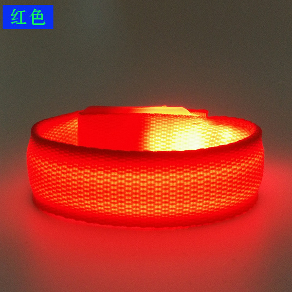 Fluorescence flashing bracelet