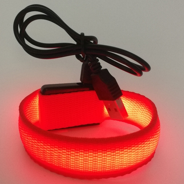Fluorescence flashing bracelet