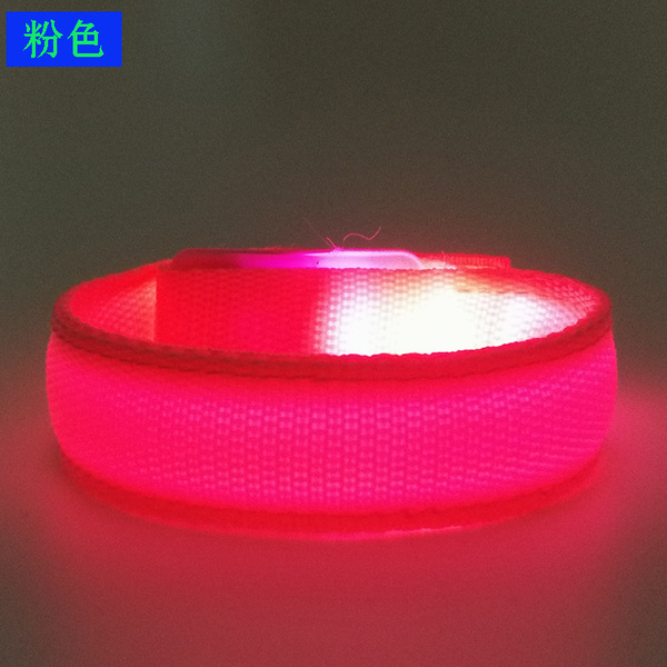 Fluorescence flashing bracelet