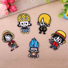 Embroidered patch with computerized stitching, featuring a handmade anime character from One Piece, with Luffy, Usopp, and Sanji wearing straw hats, suitable for patching and decoration.