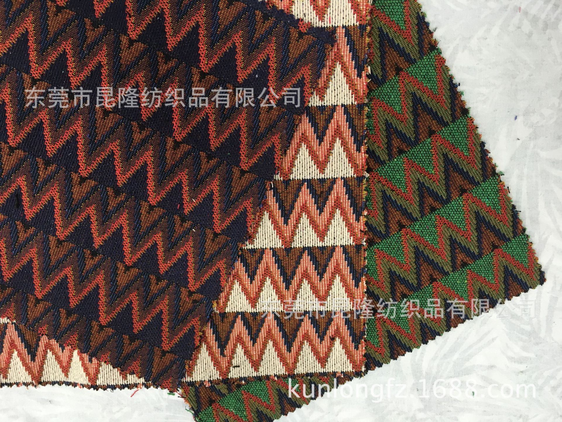 现货波浪色织提花布 粗纺提花布  少数民族布料装饰布桌布