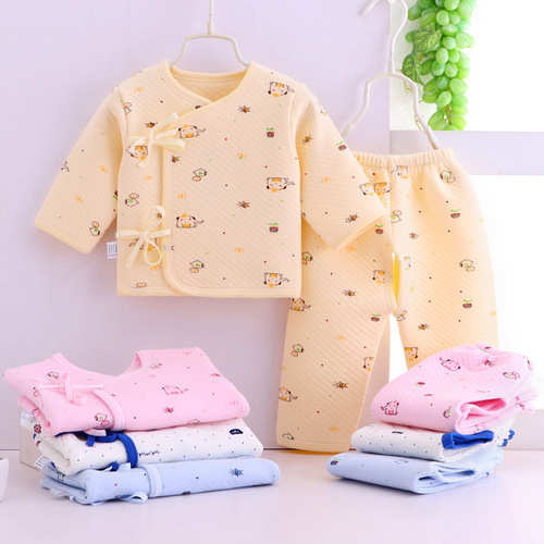 Newborn three-layer thermal underwear quilted spring, autumn and winter baby clothes monk clothes baby pure cotton two-piece suit
