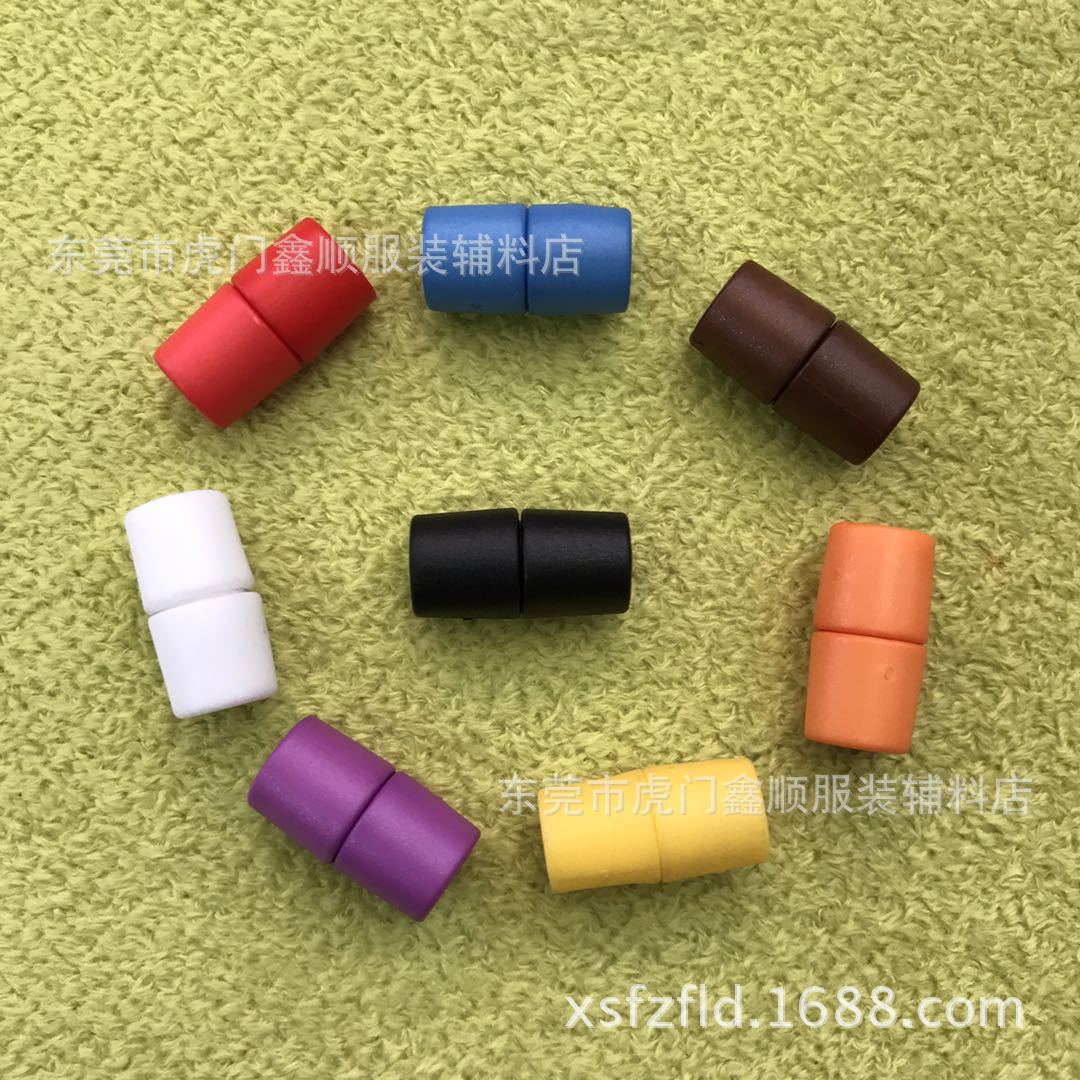 厂家现货 塑料圆形安全扣 挂绳配件 塑料绳扣  连接扣 易拉扣对扣