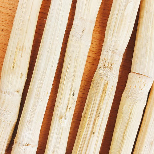 Rabbit, chinchilla, sweet bamboo, pet molars, sweet bamboo, guinea pig, grinds teeth and bites wood branches, sweet bamboo, hamster molars, sweet bamboo