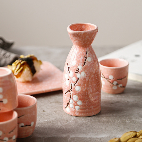 Japanese hand-painted underglaze ceramic home restaurant creative shochu cups and pots wine warmer spirits bottle set combination
