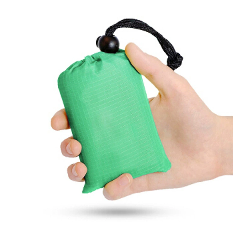 Горячий продавать открытый кемпинг карманный коврик для пикника Водонепроницаемый удобный портативный пляжный коврик оптом складной коврик для пикника