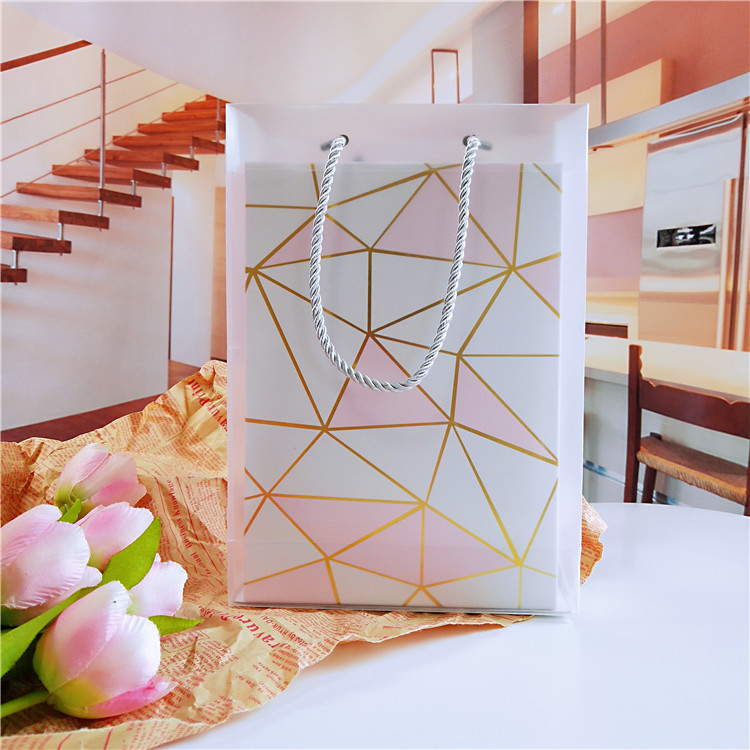 烘焙包装透明手提袋雪花酥蛋黄酥月饼牛轧糖包装盒手拎袋礼品袋