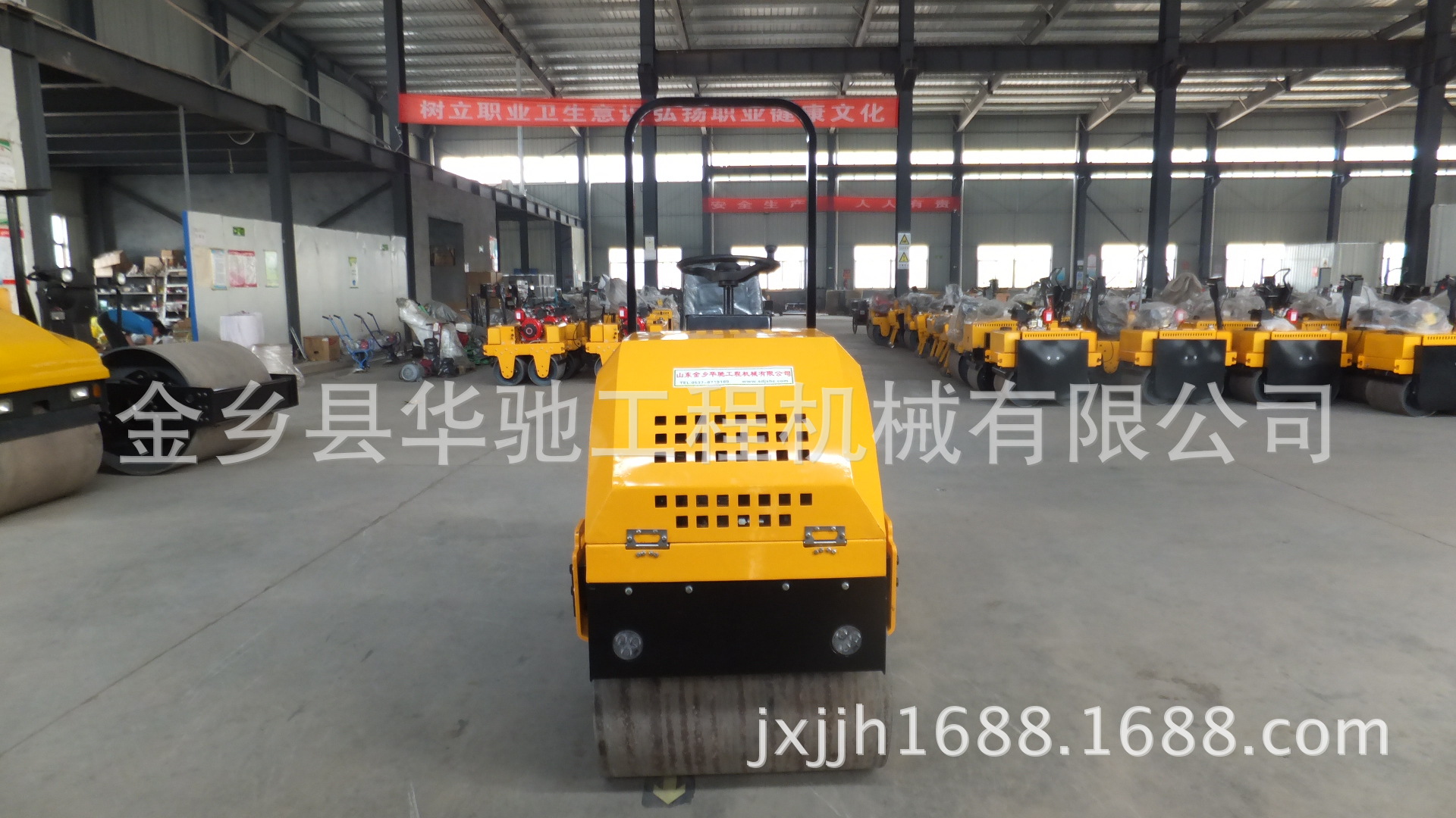 1.5吨小型压路机，双钢轮振动压路机，厂家直销.售后有保障