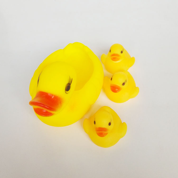 Children's Bathing Enamel Big Yellow Duck Pinch and Screaming Ocean Ball Swimming Ring Combination Water Toy Playground Hot Sale