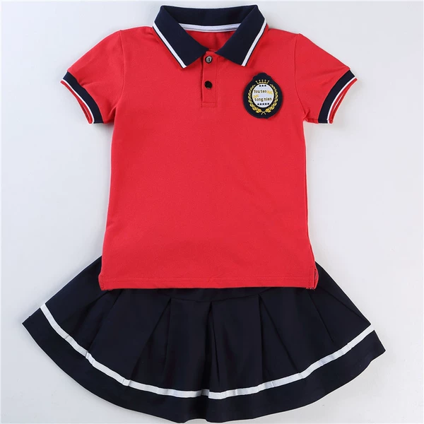 Red mini-skirt, with short sleeve