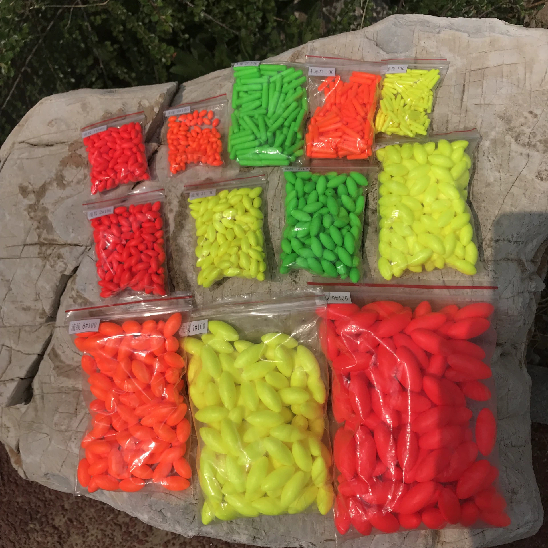 Плавающие рыболовные привлекательные бобы оливковые обтекаемые привлекательные бобы с плавающим хвостом и привлекательной соей