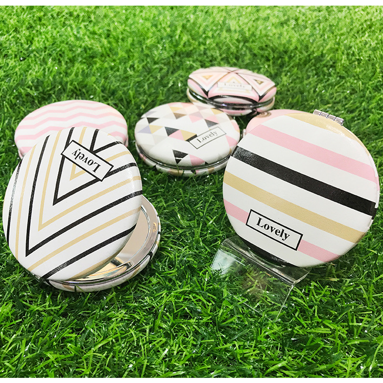 Espejo de pan de dibujos animados macaron lindo maquillaje espejo creativo wechat moda pequeño espejo regalo Taobao Venta caliente