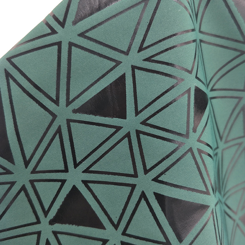 420T平纹染色烫金春亚纺面料 羽绒服棉服休闲服烫金印花春亚纺