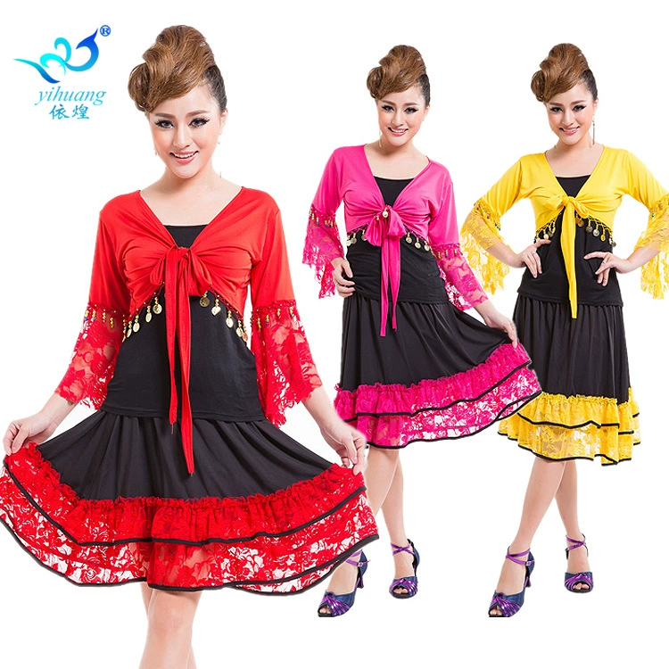 Квадратная Танцевальная практика Одежда для выступлений Квадратный танцевальный рог с рукавами Кружевной костюм Танцевальный конкурс Одежда для выступлений Комплект из трех предметов