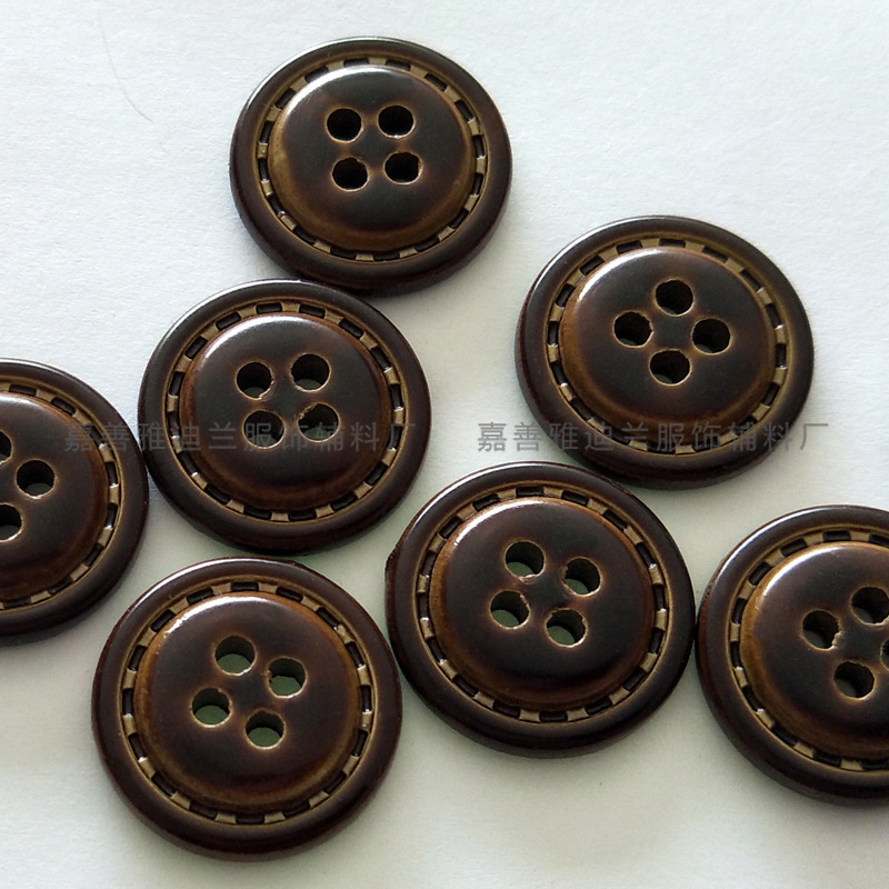 プラスチック円形ボタンニットコート二重線模造革ボタンコーヒー色黒色ボタン点線四眼模造革ボタン