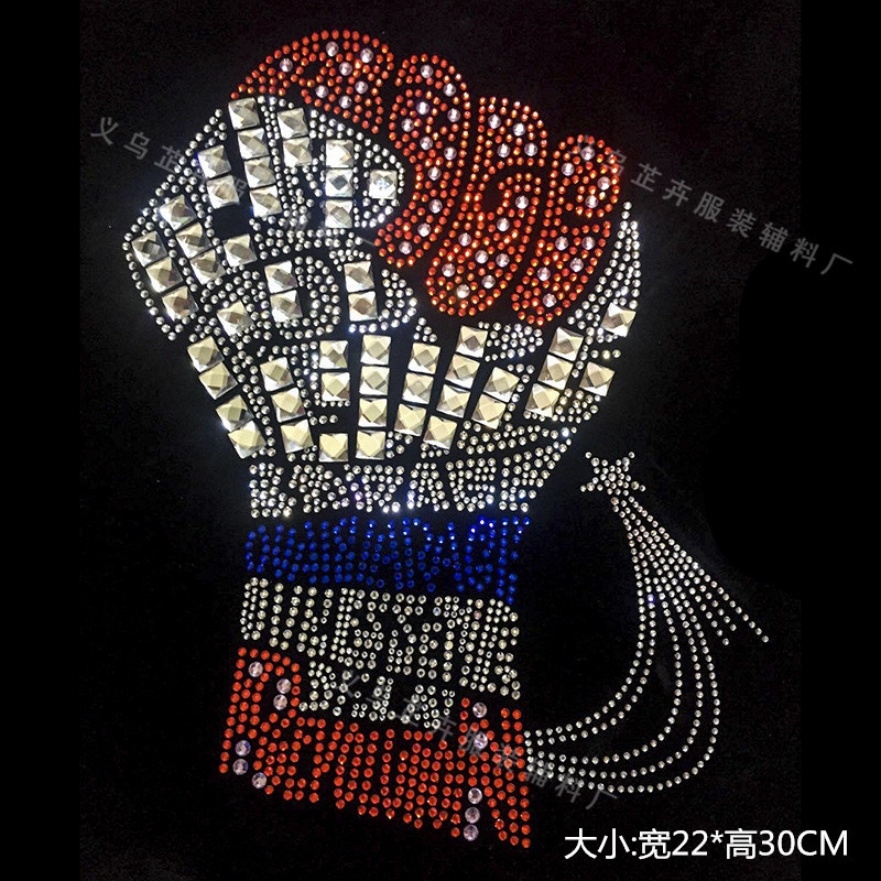 厂家直供来图来样制做服饰烫图烫画个性DIY珠片烫画卡通熊成品图