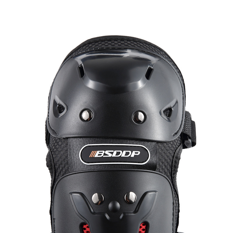 Cuatro temporadas de conducción de la motocicleta rodillera codo de cuatro piezas off-road Knight Equipo de protección otoño e invierno cálido equipo de almohadilla de pierna resistente a caídas