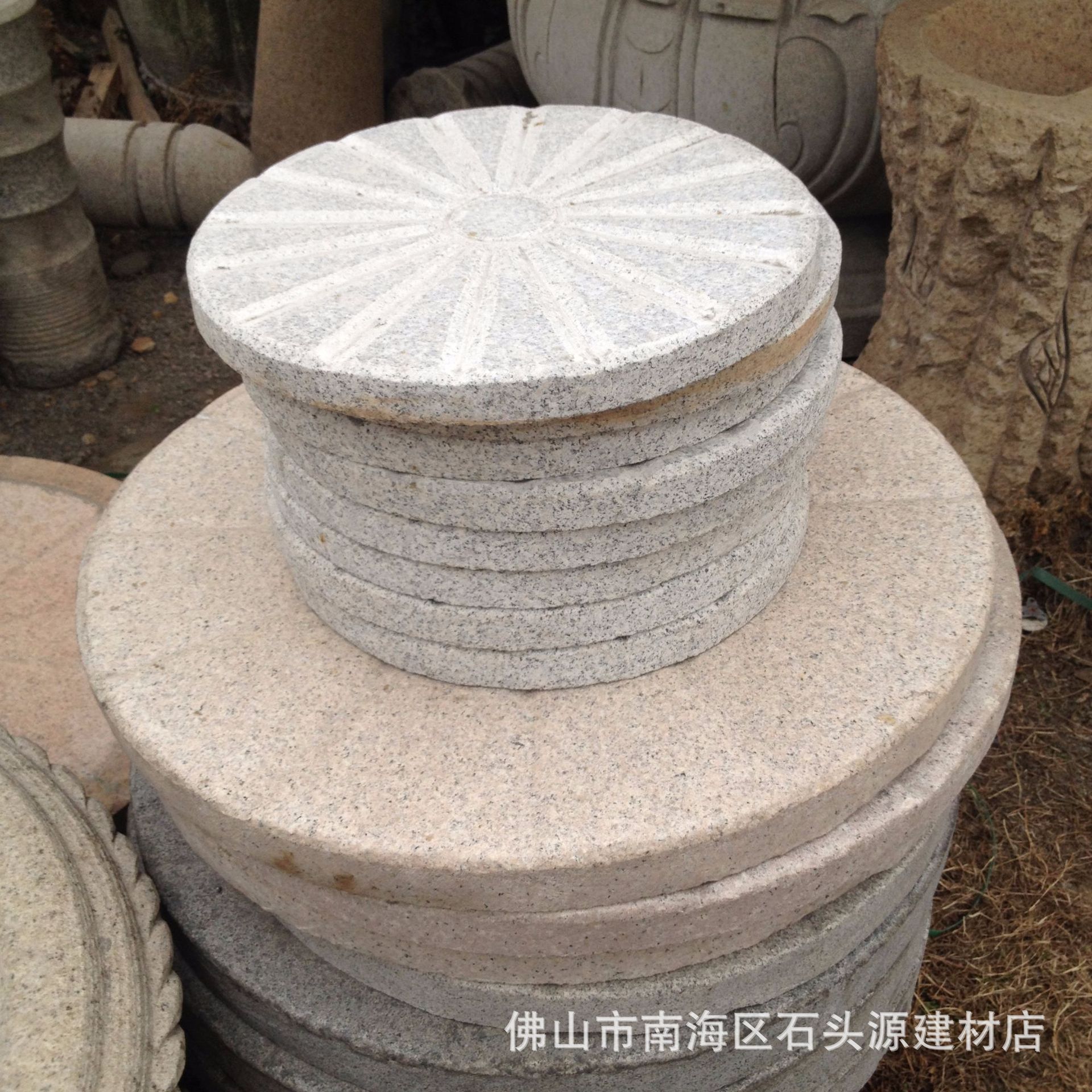 ��ɫ��ʯ��͡��ʯ��Ȼ���������ҽ�̤ʯ԰�ֲ�ƺԲ̤��ʯ�쾰