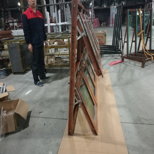 �������T�����S�ҁ�D �X�Ͻ�ƽ�_�� �ϑҴ�����͸�ⴰ