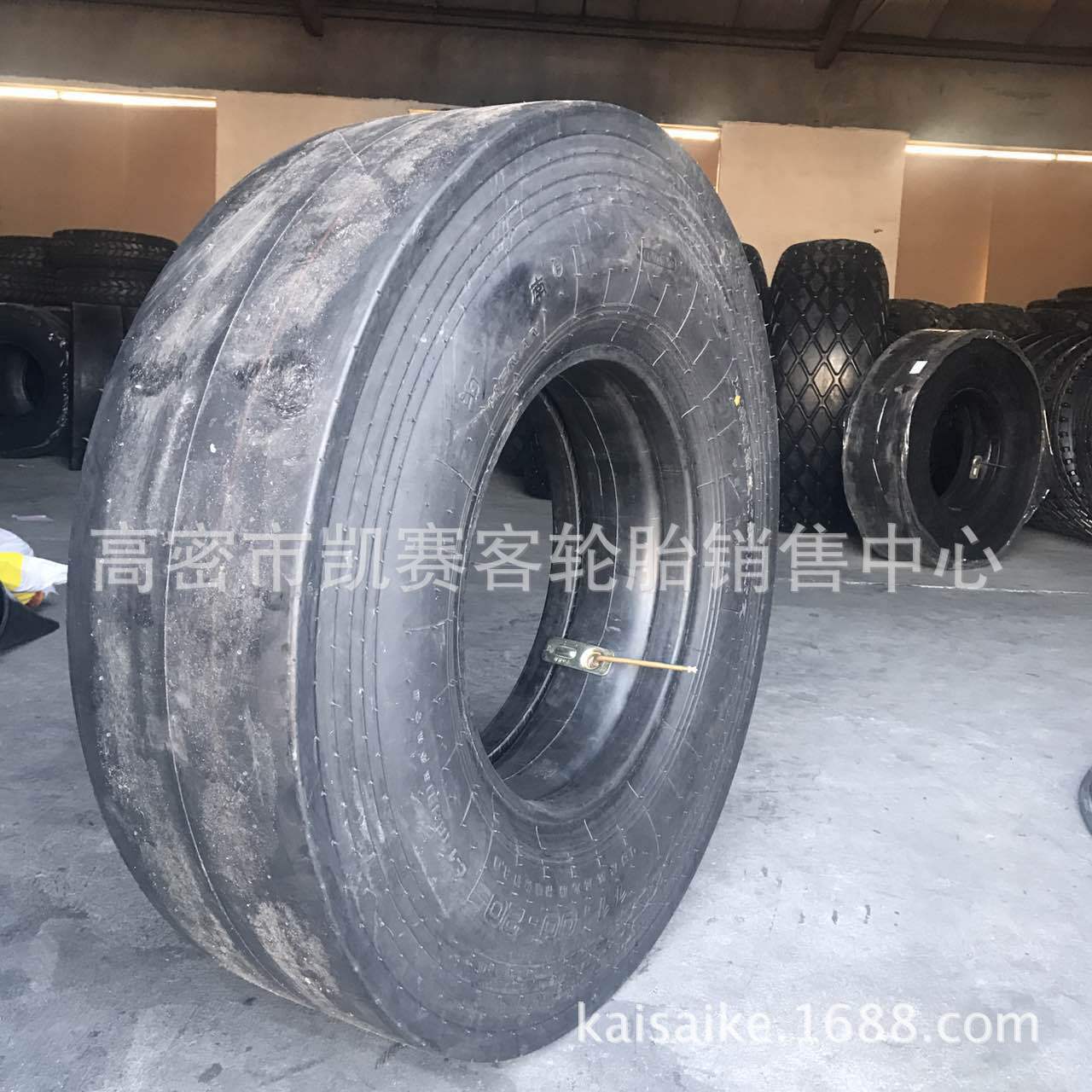 工厂现货   徐轮胶轮9.00-20 11.00-20 13/80-20压路机工程轮胎