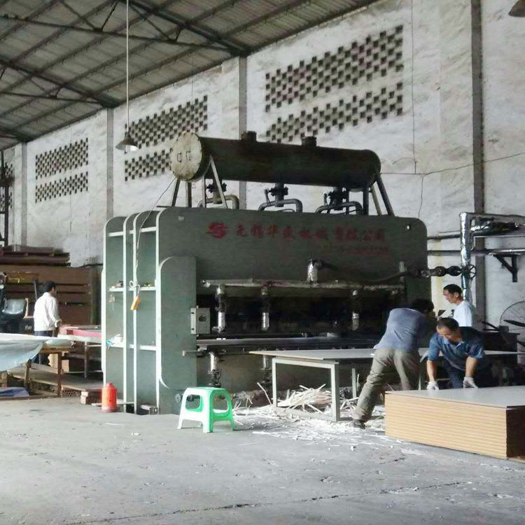 멜라민 베니어 핫 프레스 [우시 화생] 1200T 빠른 중고 더블 베니어 핫 프레스 가격