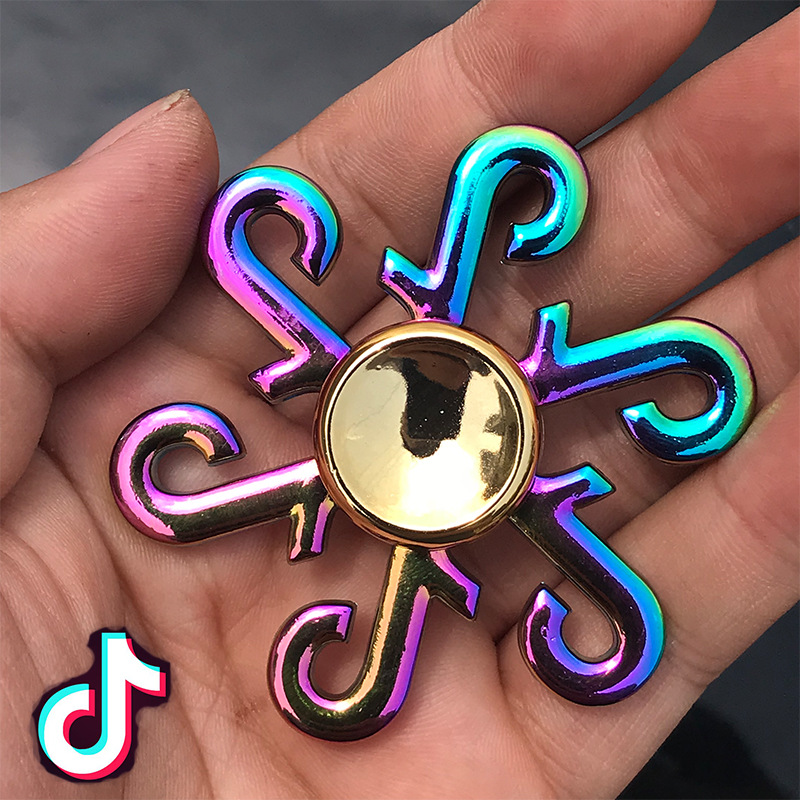 Hợp kim mới đầu ngón tay spinner giải nén đồ chơi Hand Spinner đầu ngón tay spinner nhà máy bán buôn phố gian hàng đồ chơi