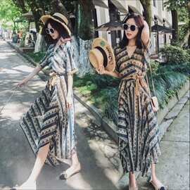 巴厘岛沙滩裙女夏2025新款海边度假套装波西米亚雪纺连衣裙8210